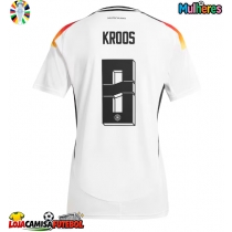 Camisa de Futebol Alemanha Toni Kroos #8 Equipamento Principal Mulheres Europeu 2024 Manga Curta